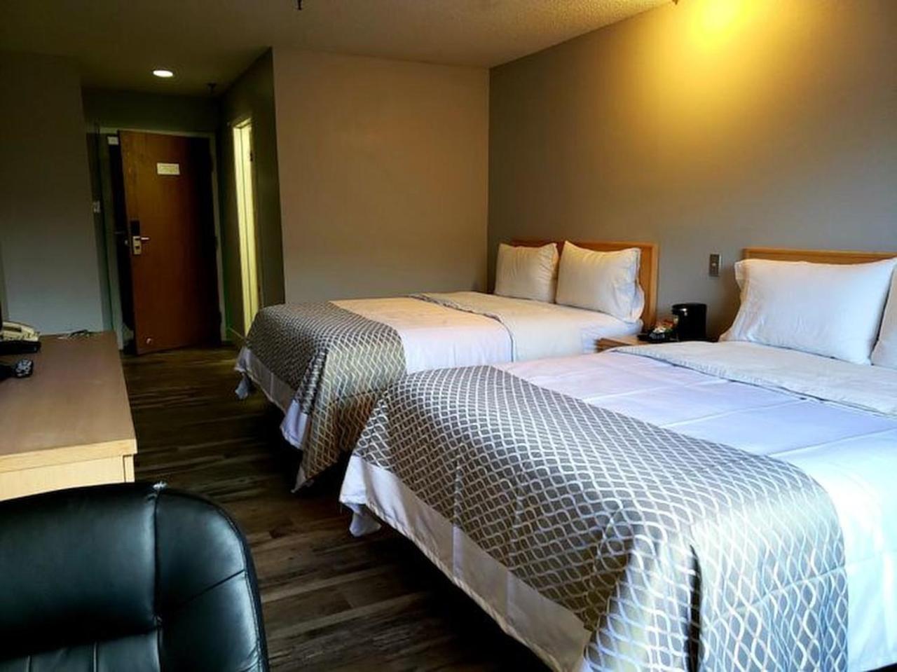 Venture Inn Hotel Saskatoon Exterior photo