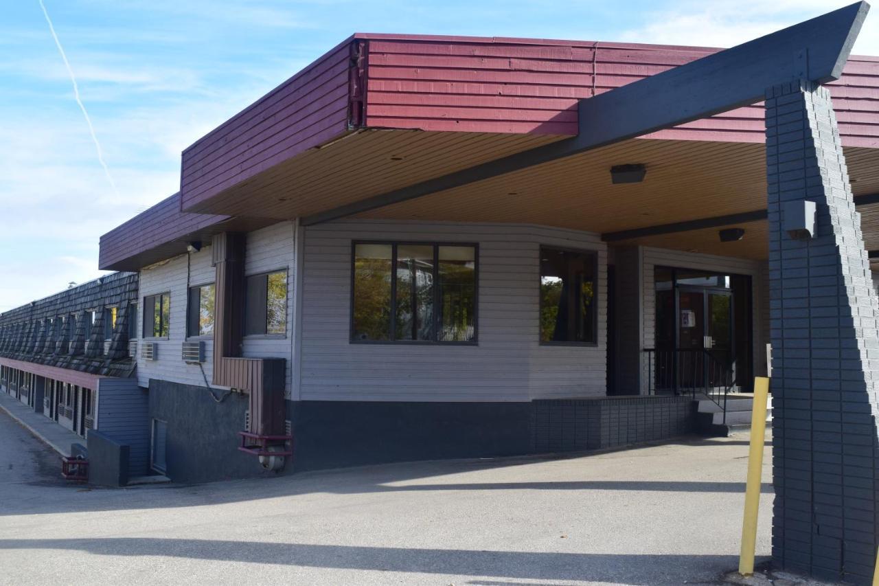 Venture Inn Hotel Saskatoon Exterior photo