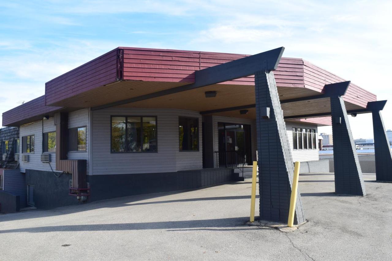 Venture Inn Hotel Saskatoon Exterior photo