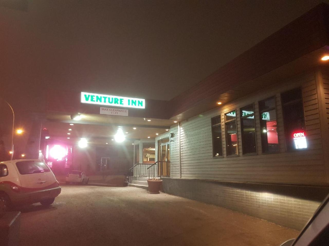 Venture Inn Hotel Saskatoon Exterior photo
